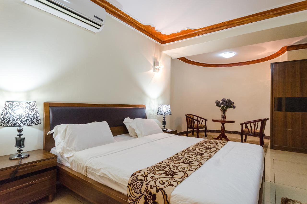 Mt. Zion Hotel カンパラ エクステリア 写真