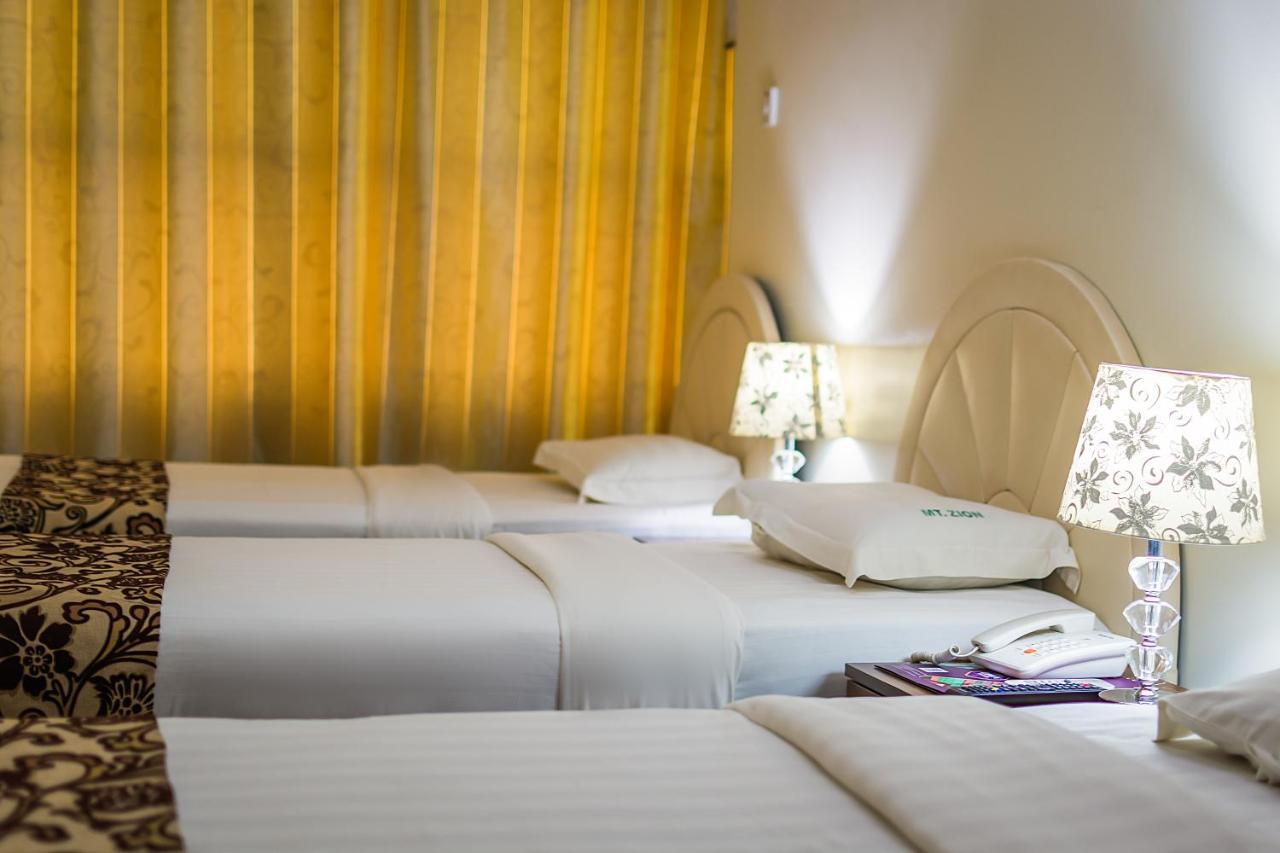 Mt. Zion Hotel カンパラ エクステリア 写真